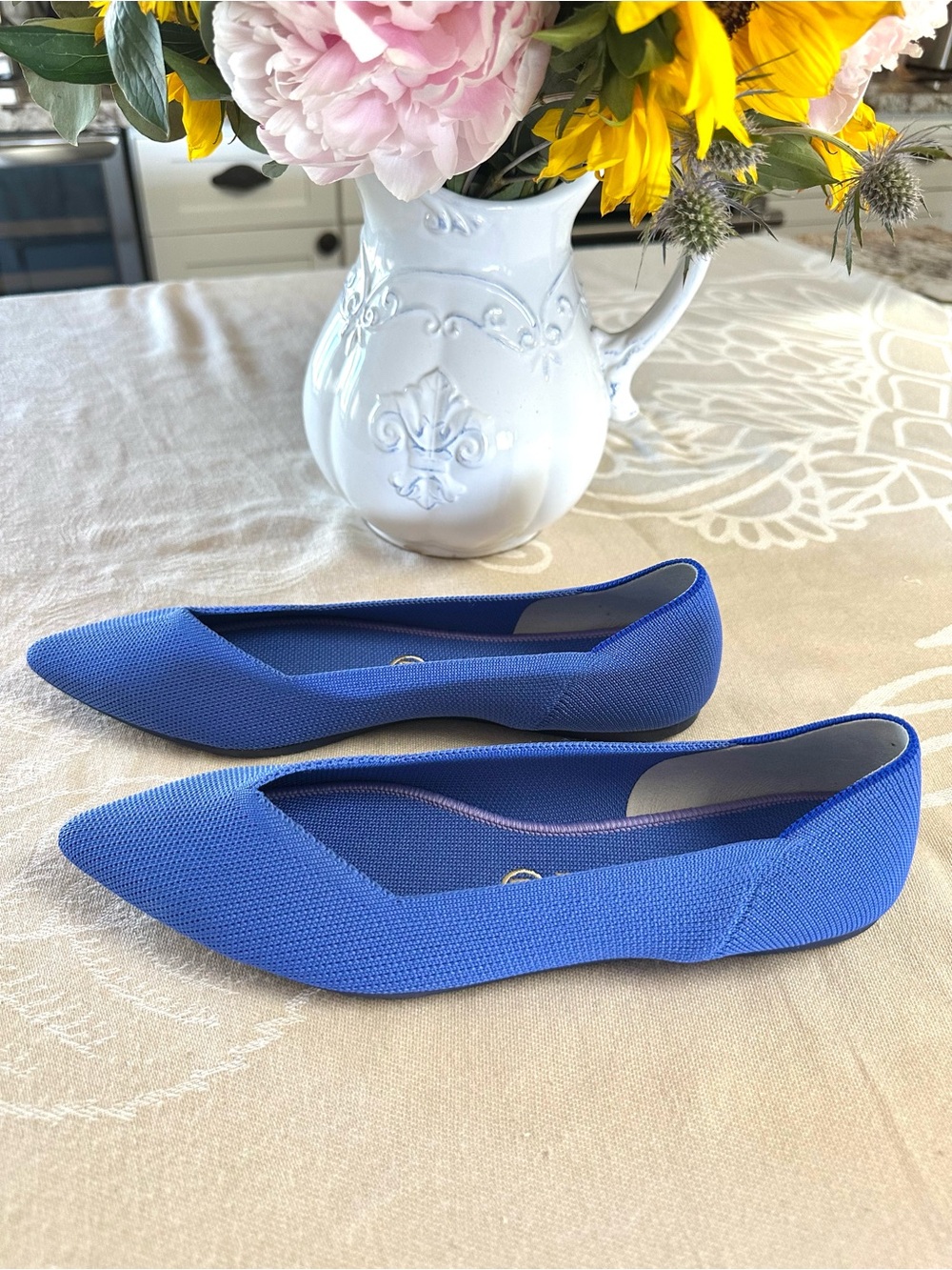 Rothy’s The Point Cobalt Blue Knit Flats Size 9.5 EUC - Picture 2 of 6